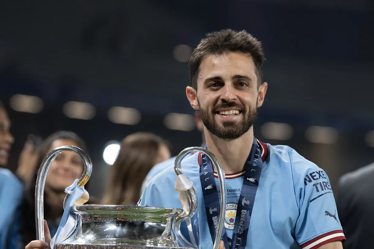 Transfer alert: Manchester City star ‘waiting’ for European giants to sign him